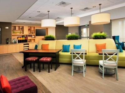 Hotel Home2 By Hilton International Airport DEN