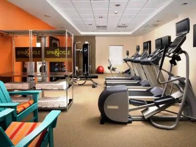 Hotel Home2 By Hilton International Airport 3*