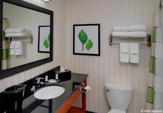 Home2 By Hilton International Airport Hotel
