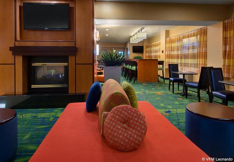 Home2 By Hilton International Airport 3*
