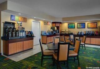 Home2 By Hilton International Airport Hotel