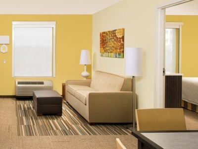 Home2 By Hilton International Airport Hotel 3*