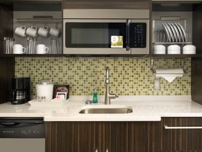 Hotel Home2 By Hilton International Airport